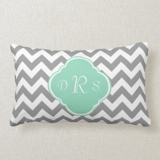 Coussin Rectangle Monogramme gris et blanc de coutume de zigzag