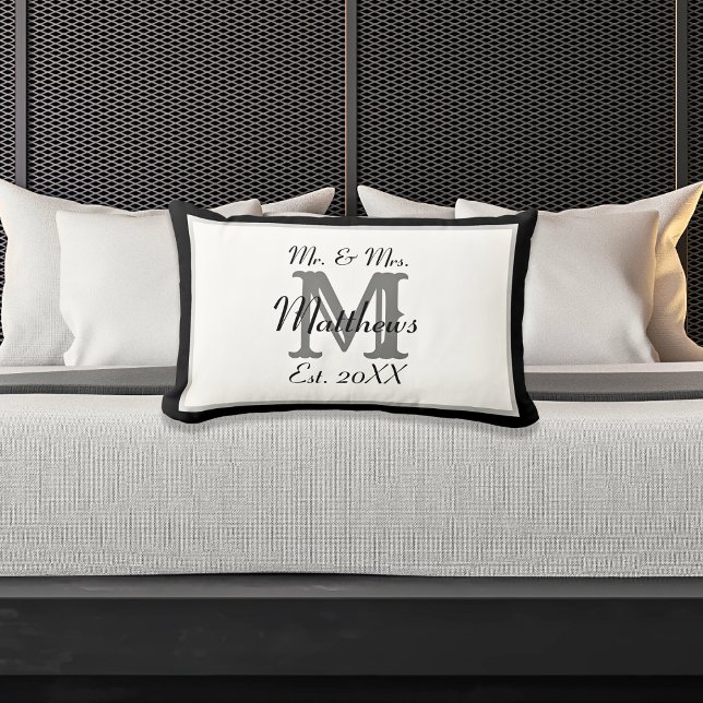 Coussin Rectangle Monsieur et Madame élégants Nom Mariés Monogramme (Créateur téléchargé)