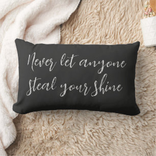 Coussin Rectangle Ne laissez jamais quelqu'un voler votre citation b
