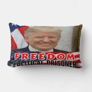 Coussin Rectangle Prisonnier politique de Trump