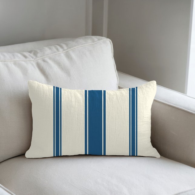 Coussin Rectangle Rayure Bleue Marine Nautique  (Créateur téléchargé)