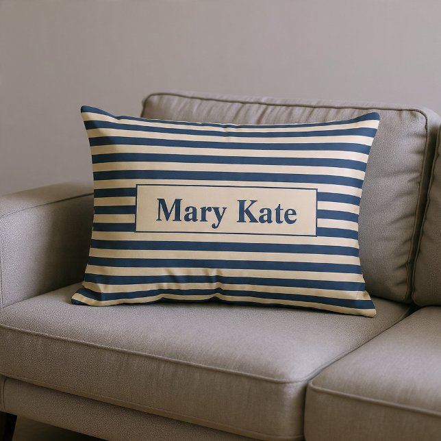 Coussin Rectangle Rayures Bleu/Vanille avec Monogramme (Créateur téléchargé)