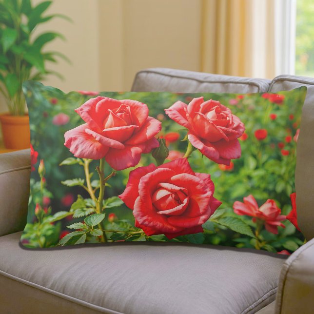 Coussin Rectangle Red Roses Lumbar Pillow (Lumbar pillow with red roses)