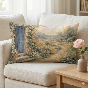 Coussin Rectangle Scène de chemin fleuri à la porte bleue du jardin