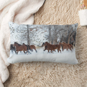 Coussin Rectangle Troupeau de chevaux courant dans la neige