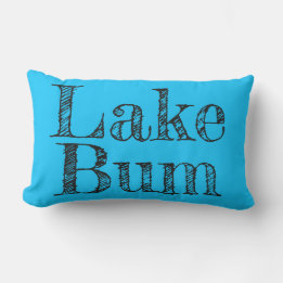 Coussin Rectangle typographie de LAKE BUM en bleu clair et noir