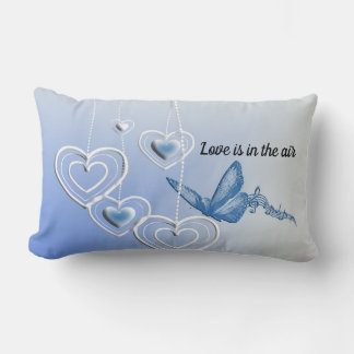 Coussin Rectangle Un papillon et des coeurs