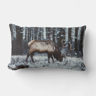 Coussin Rectangle Winter Elk in Birch Forest Decorative Pillow