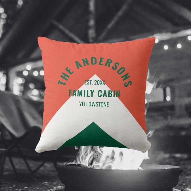 Coussin Retro Family Cabine Nom personnalisé Rouge Vert (Créateur téléchargé)