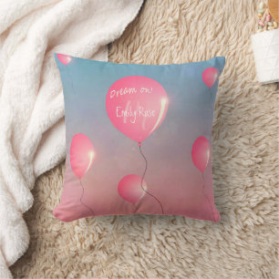 Coussin Rêver sur les ballons rose dans le ciel inspirateu