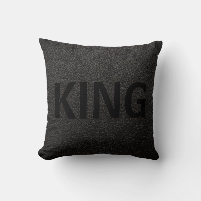 Coussin ROI QUEEN sur le cuir noir (Recto)