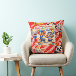Coussin rond de personnage de premier tour