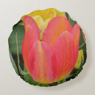 Coussin rond des tulipes jaunes roses