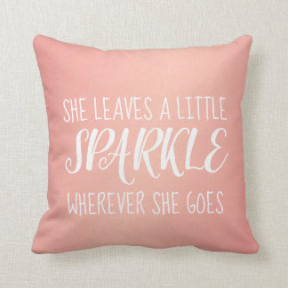 Coussin - rose de confettis d'étincelle de feuille