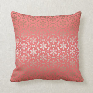 Coussin rose de fleur d'or
