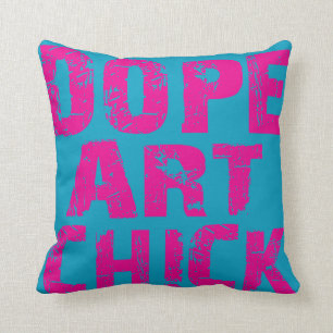 coussin rose de poussin d'art de dopant de