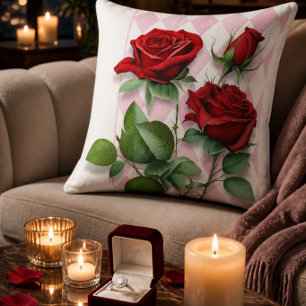 Coussin Roses rouges et motif diamant rose et blanc