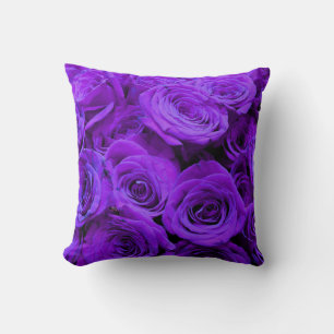 Coussin roses violet romantique, joli bouquet de rose