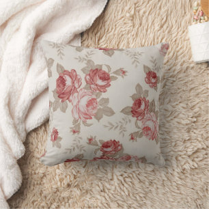 Coussin Rouge Classique et Rosé Découpage de Rose Héritage