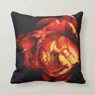 Coussin rouge de tulipe