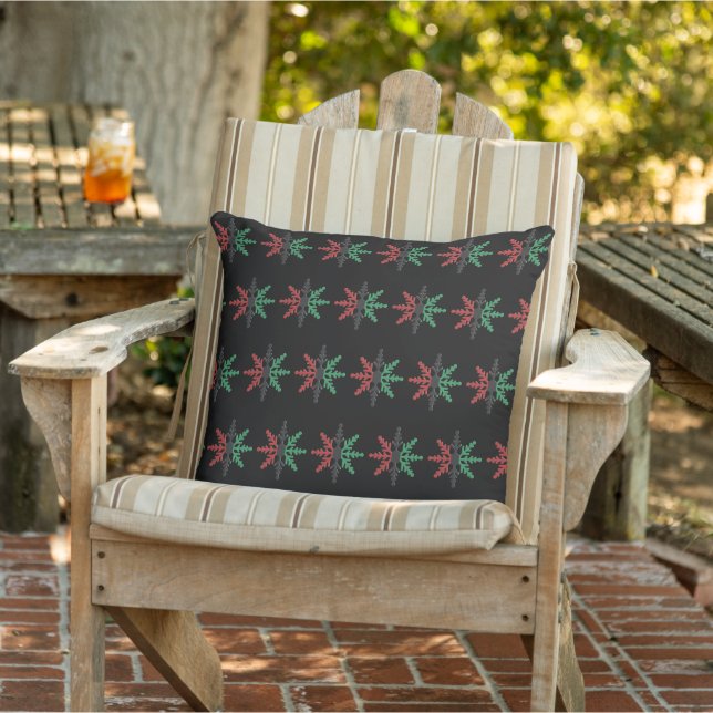Coussin Rouge Noir Vert Snowflakes Kwanzaa (Chaise)