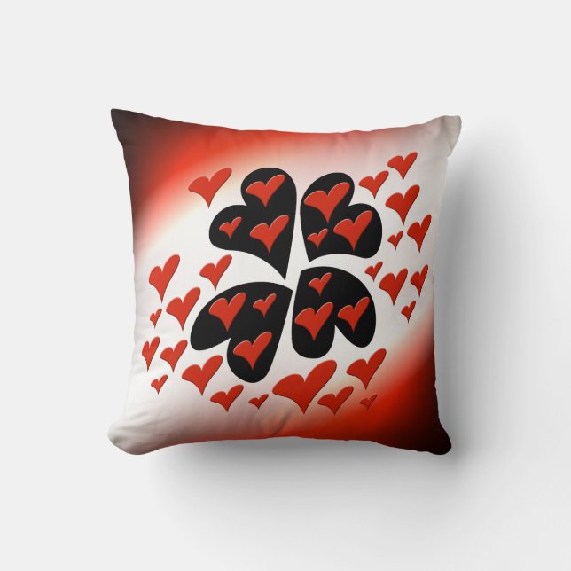 Coussin Rouge sur les coeurs noirs (Recto)