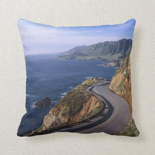 Coussin Route 1 le long de la côte californienne près de