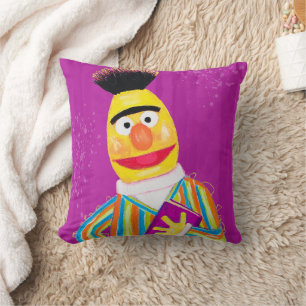Coussin Rue Sésame   Bert Holding Book