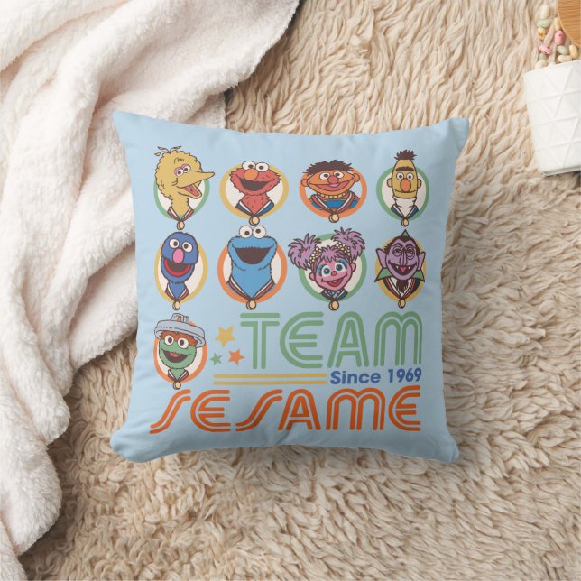 Coussin Rue Sésame | Team Sesame depuis 1969 (Couverture)