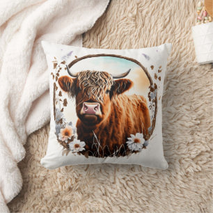 Coussin Rustic Highland Cow et Fleur sauvage