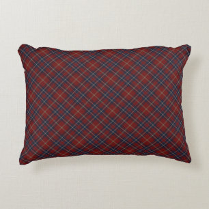 Coussin rustique d'accent de plaid rouge foncé et