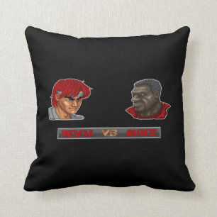 Coussin Ryu contre Mike 2