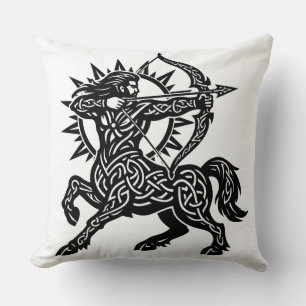 Coussin Sagittaire — L'Archer par BurnsInHell