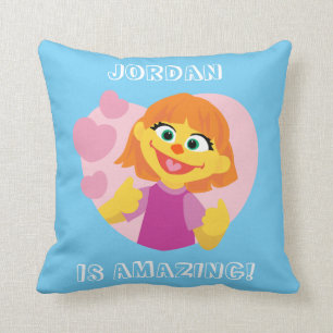 Coussin Sesame Street   Julia cœur rose