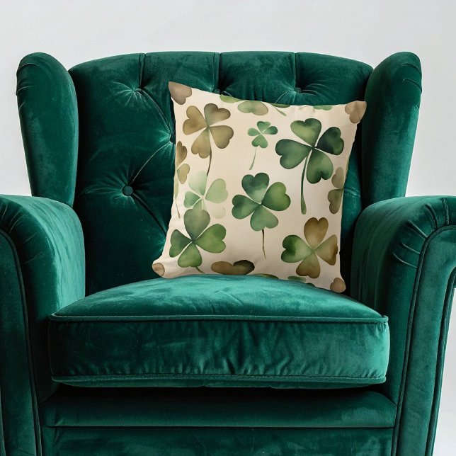 Coussin \Shamrock Jour de la Saint Patrick d'aquarelle (Créateur téléchargé)