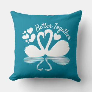 Coussin Silhouette de deux cygnes dans l'eau