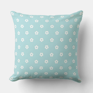 Coussin Simple dessin de fleurs blanches sur fond bleu cla