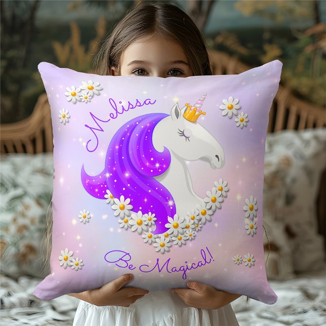 Coussin Soyez Magique Lilac Unicorn Fleurs & Étoiles (Créateur téléchargé)