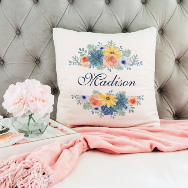 Coussin Spring Floral Chic Moderne Nom personnalisé (Créateur téléchargé)