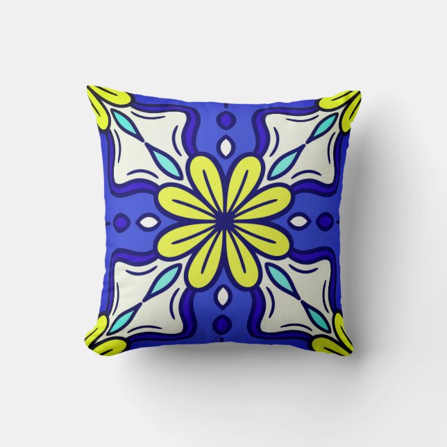 Coussin Square Throw Pillow with Yellow Flowers (Recto)