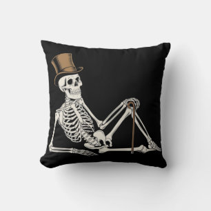 Coussin Squelette allongé sur les accents d'Halloween noir