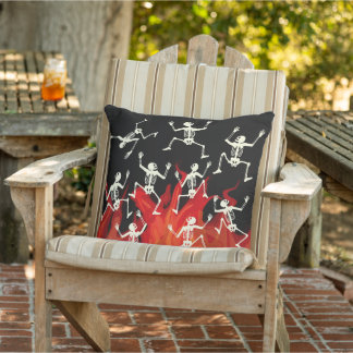 Coussin Squelettes dansants en flammes pour Halloween