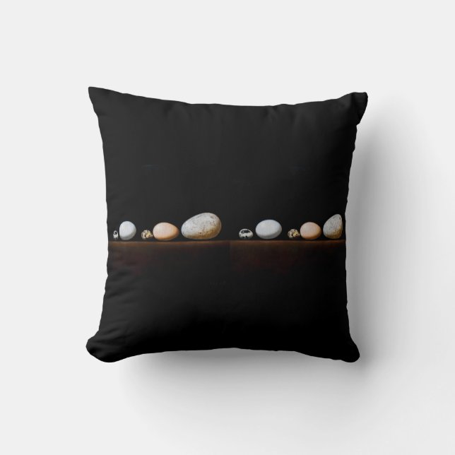Coussin Still Life with Eggs – Realistic Painting Art (Recto)