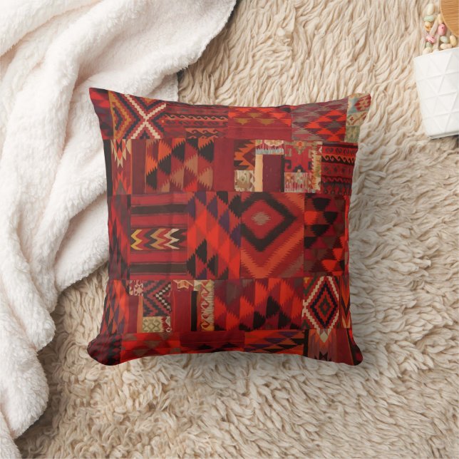 Coussin Style bohème rouge géométrique (Couverture)