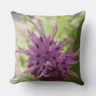 Coussin Tendance de fleur de Liatris magnifique