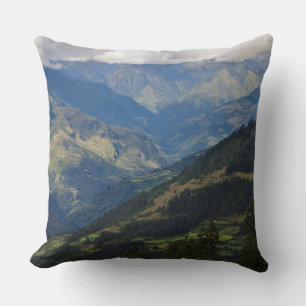 Coussin Terres agricoles et village dans l'Himalaya
