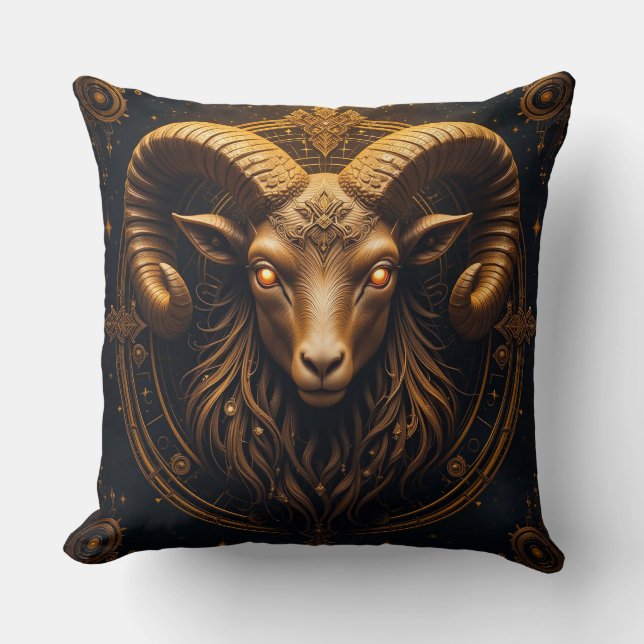 Coussin Tête de bélier dorée ornée (Recto)