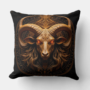 Coussin Tête de bélier dorée ornée