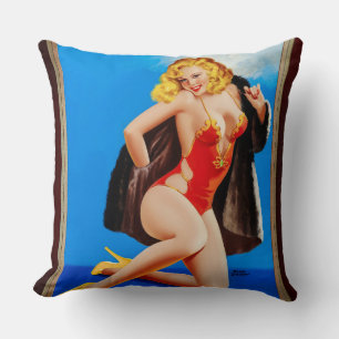 Coussin The Feed Of Mink par Peter Driben
