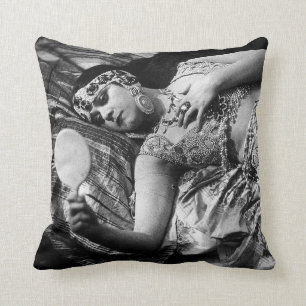 Coussin Theda Bara